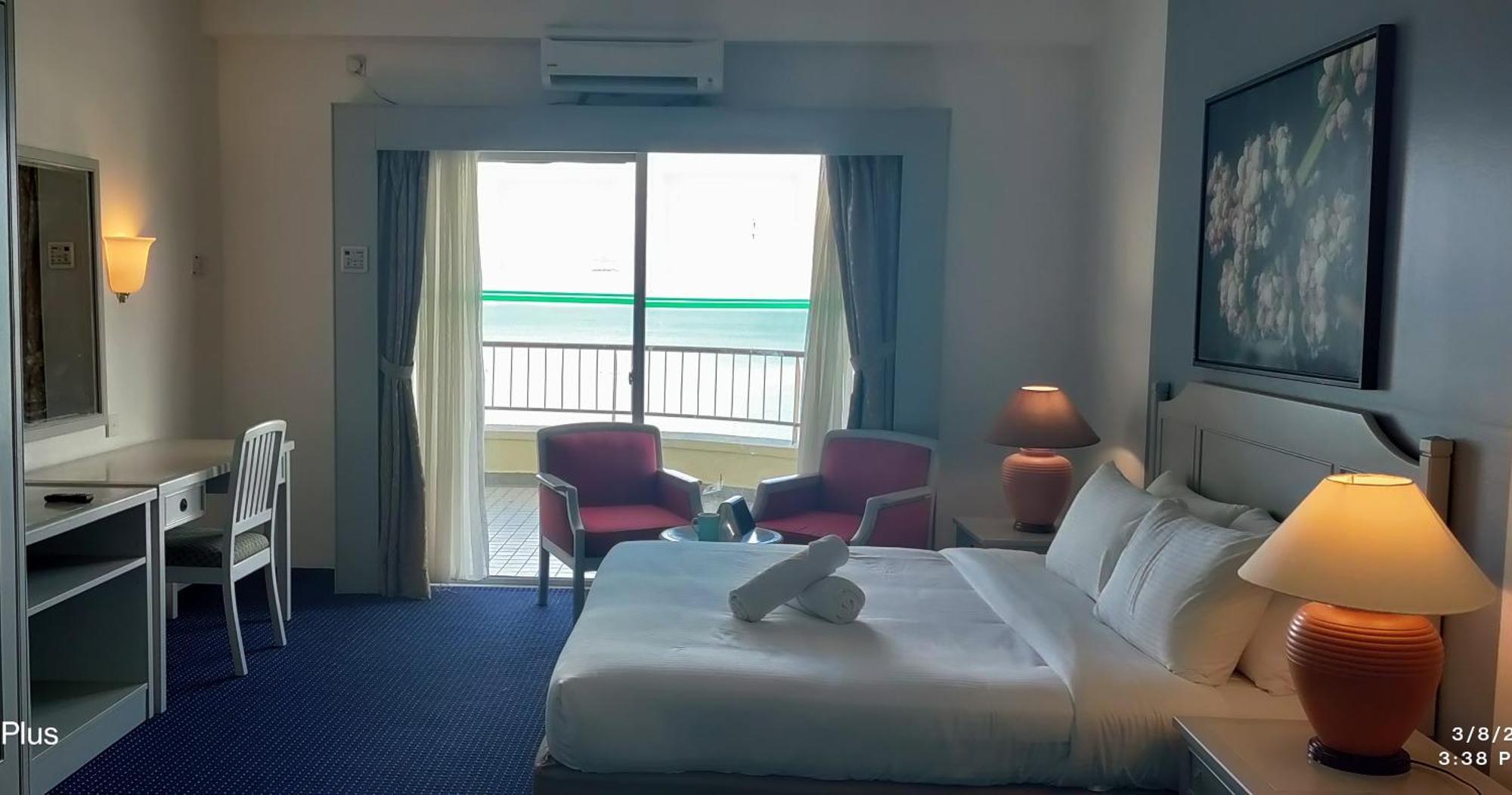 Rainbow Paradise At Tanjung Bungah 탄중붕가 외부 사진